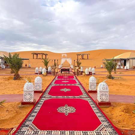 Hassan Luxury Camp Мерцуга Екстериор снимка