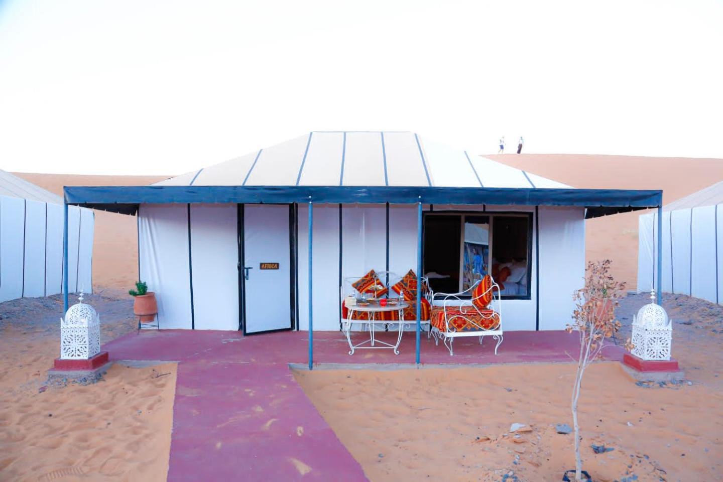 Hassan Luxury Camp Мерцуга Екстериор снимка