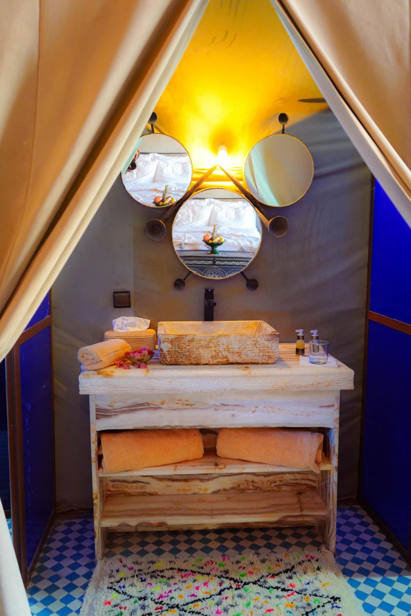 Hassan Luxury Camp Мерцуга Екстериор снимка