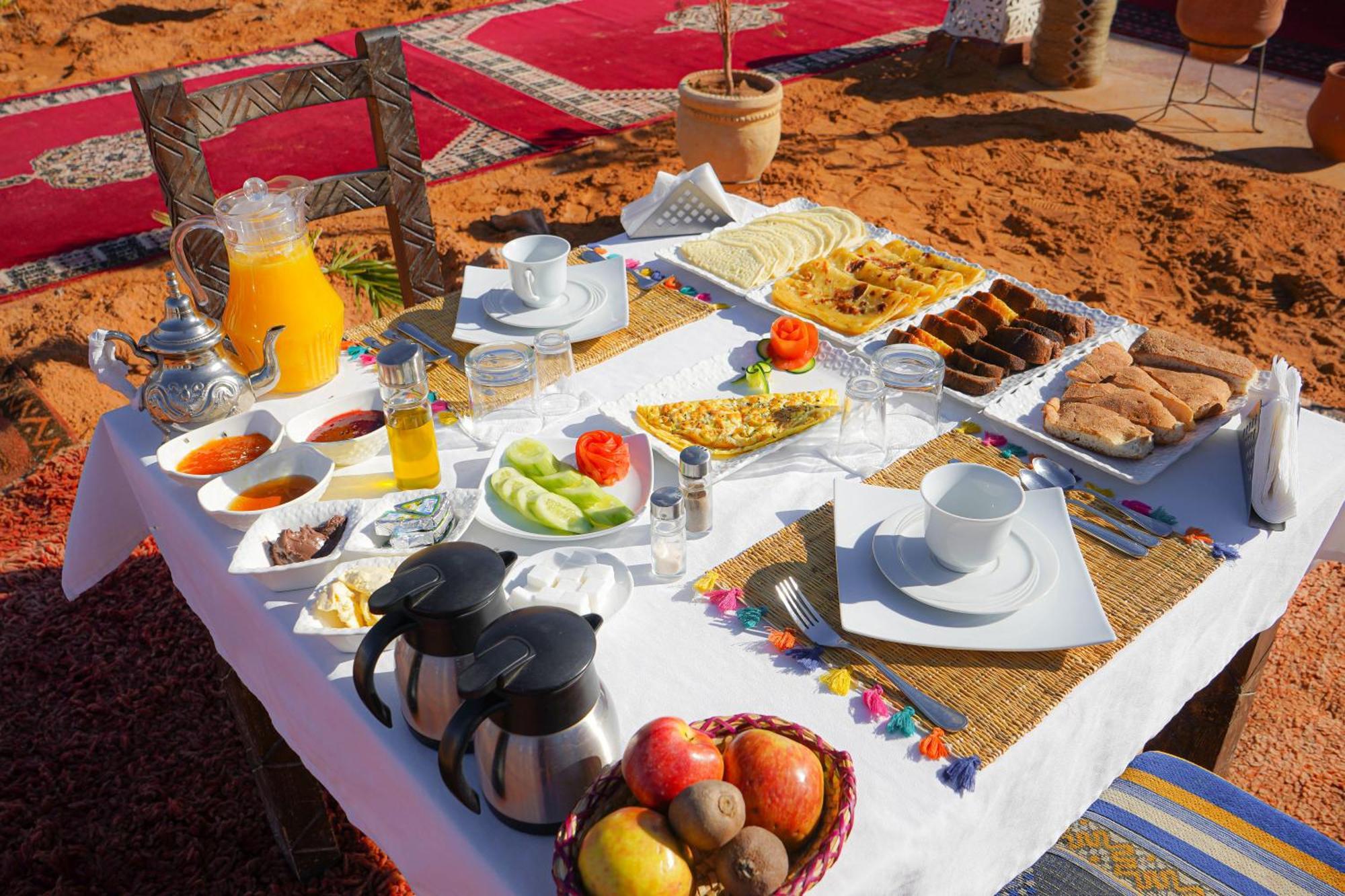 Hassan Luxury Camp Мерцуга Екстериор снимка