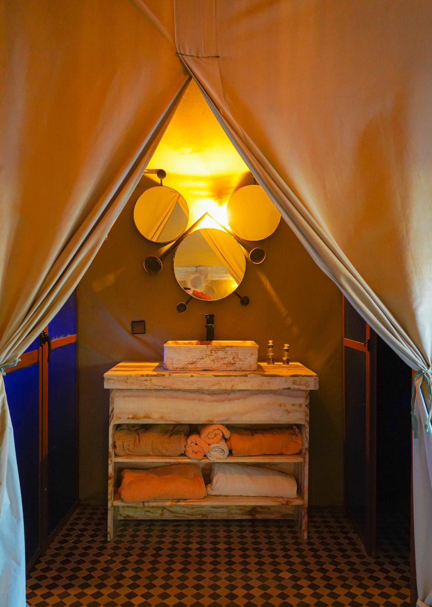 Hassan Luxury Camp Мерцуга Екстериор снимка