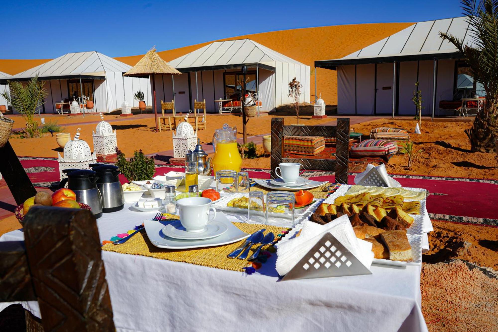 Hassan Luxury Camp Мерцуга Екстериор снимка