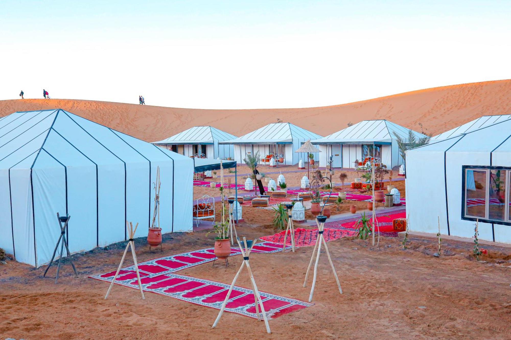 Hassan Luxury Camp Мерцуга Екстериор снимка